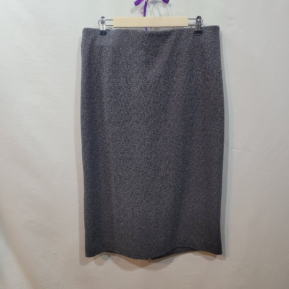 Lane Bryant Back Zip Pencil Skirt